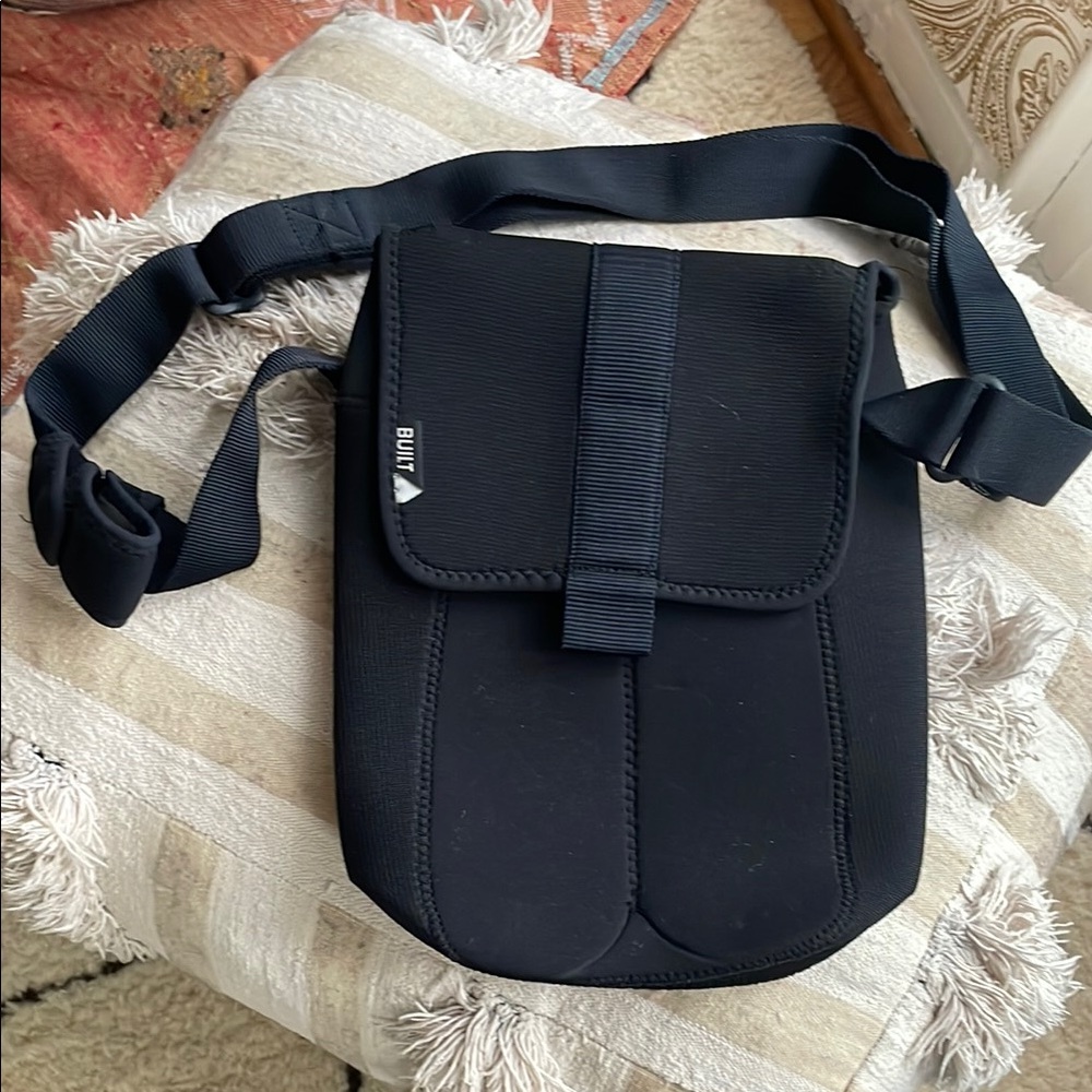 BUILT insulated neoprene wine bottle carry all